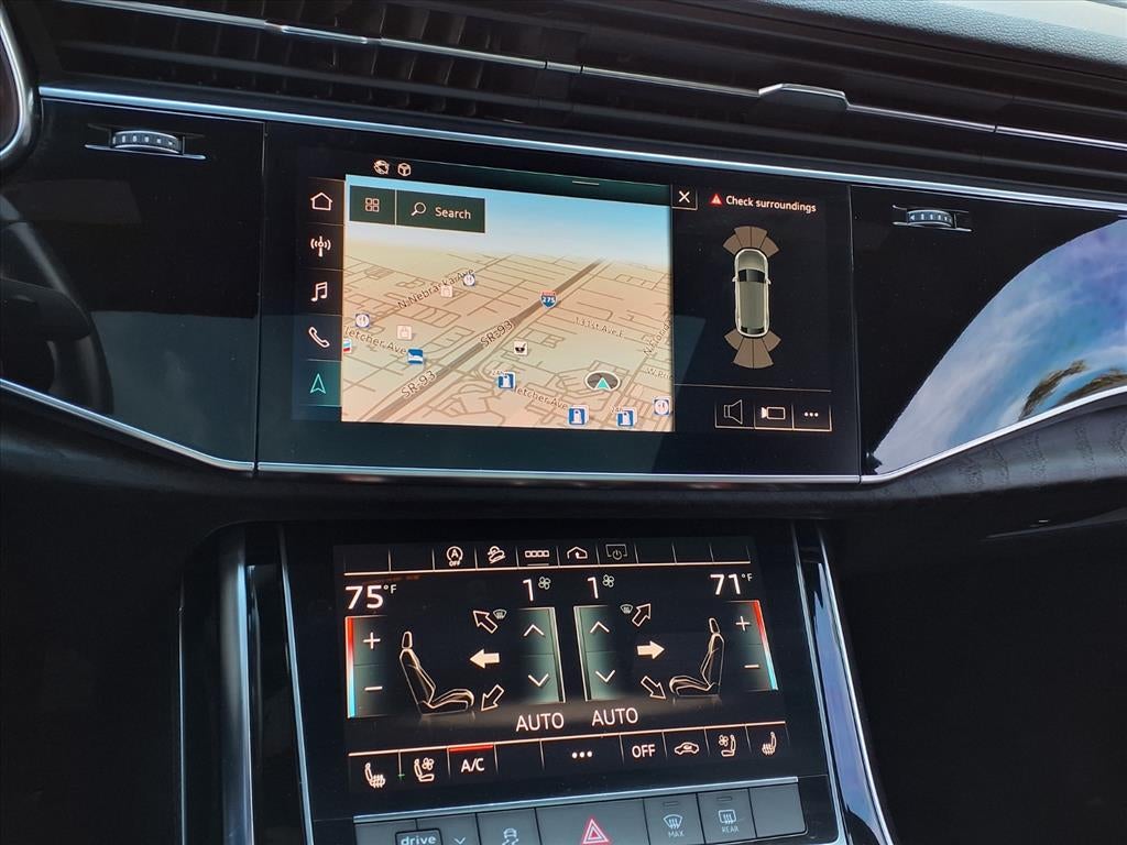 2022 Audi Q8 Premium Plus