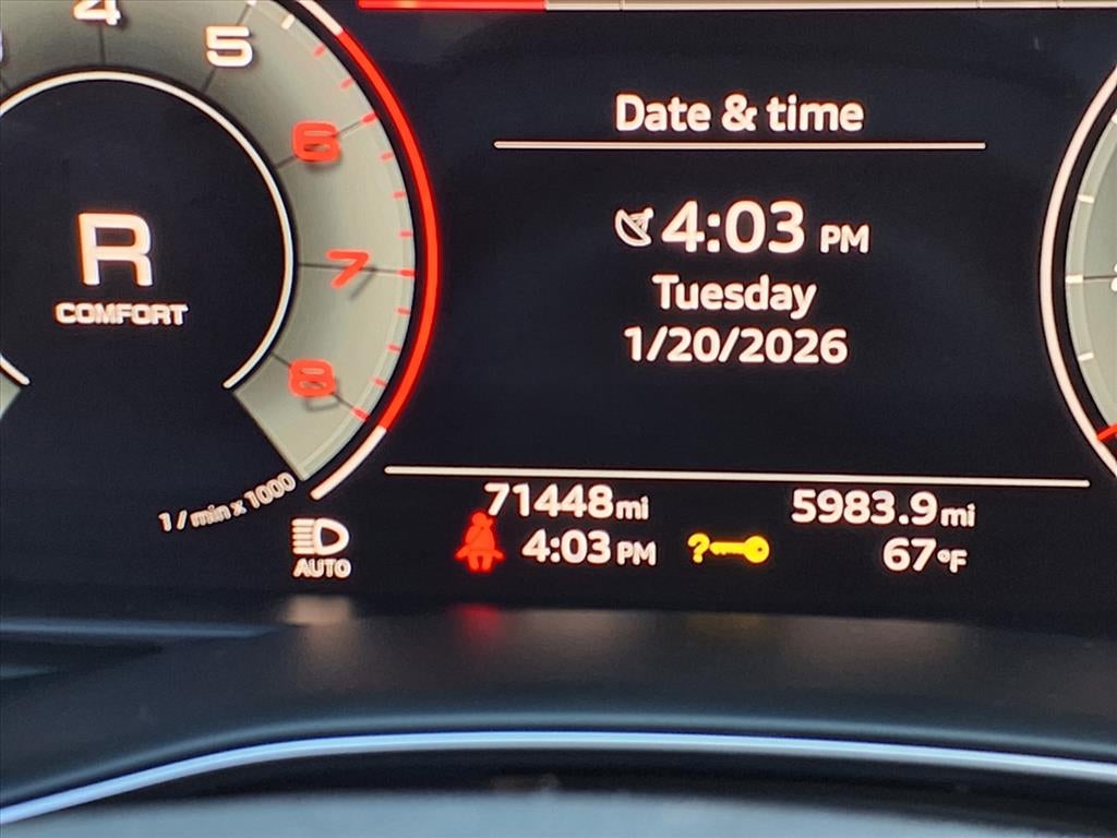 2022 Audi Q8 Premium Plus