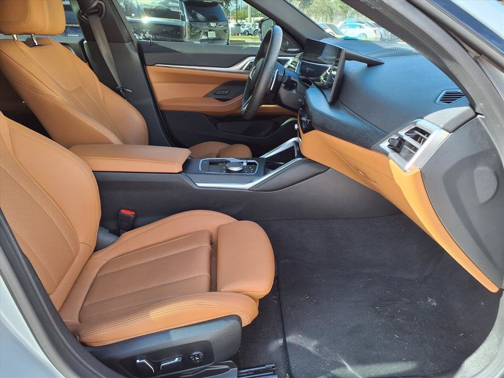 2025 BMW 4 Series 430i - Photo 9