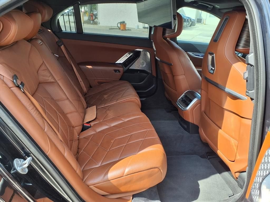 2023 BMW i7 Base - Photo 10