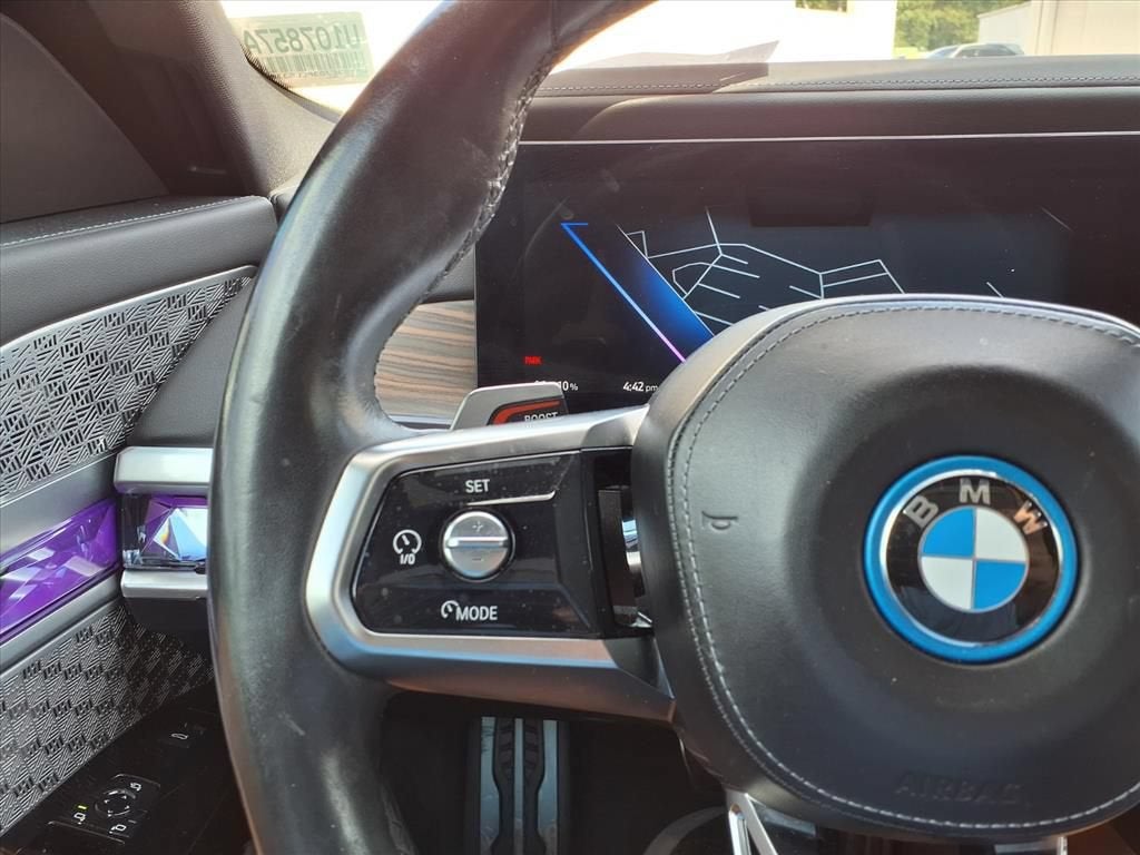 2023 BMW i7 Base - Photo 18