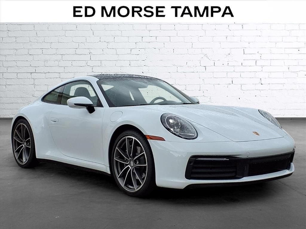 2020 Porsche 911 Carrera
