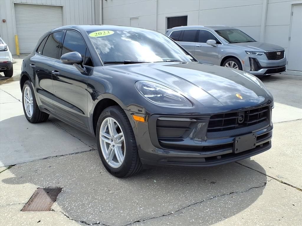 2023 Porsche Macan T
