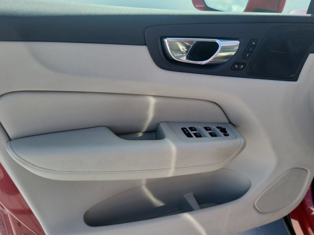 2020 Volvo XC60 Inscription
