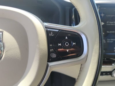 2020 Volvo XC60 Inscription