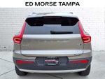 2022 Volvo XC40 Momentum