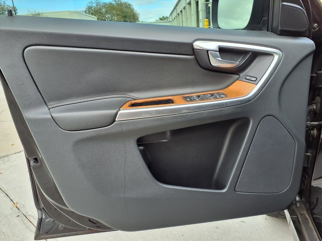 2017 Volvo XC60 Inscription